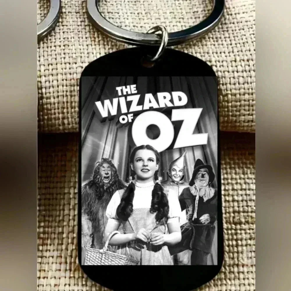 Wizard of oz Dorothy hot classic art keychain